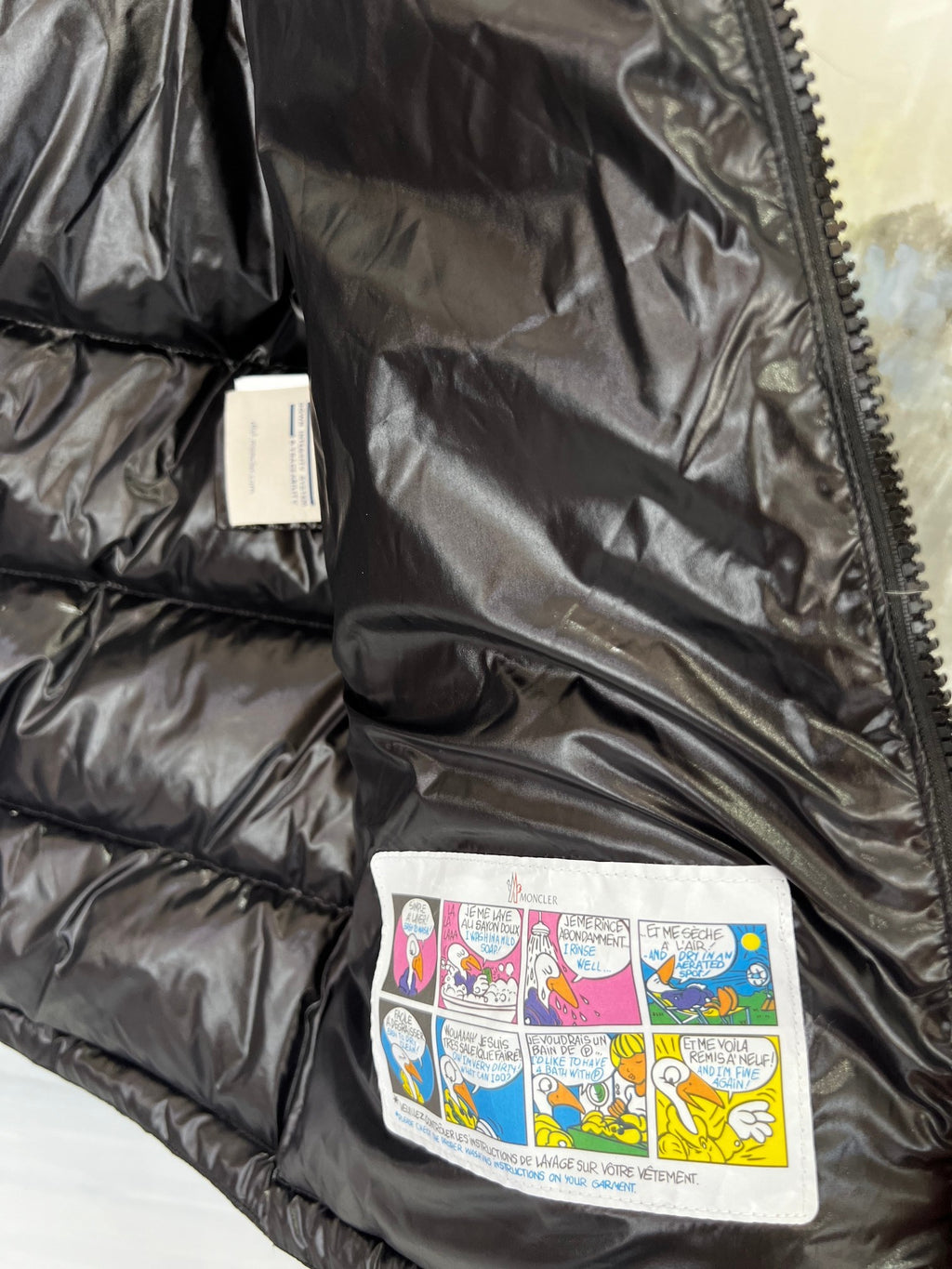 Moncler Black Montbeliard Short Down Jacket with Hood