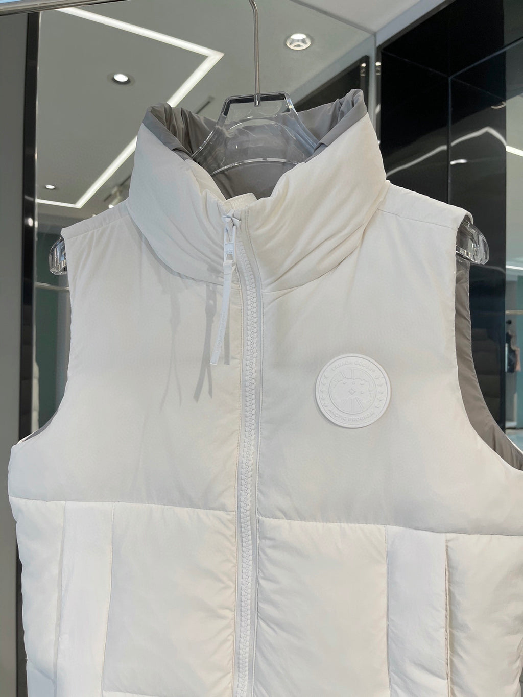 Canada Goose White Down Vest Fusion Fit