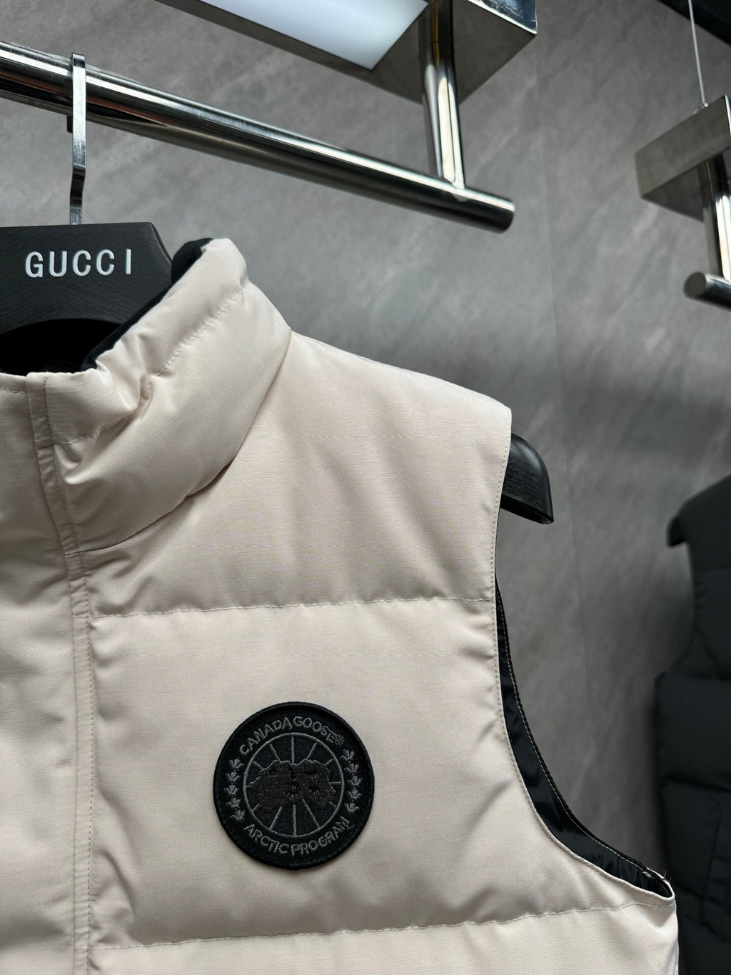 Canada Goose Cream Down Vest Fusion Fit