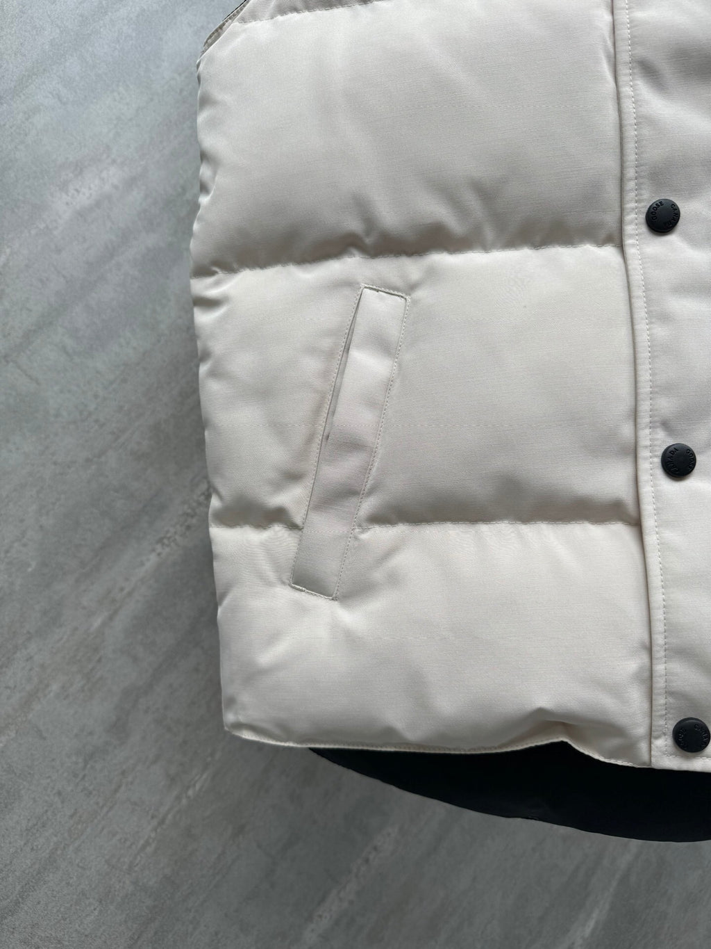 Canada Goose Cream Down Vest Fusion Fit