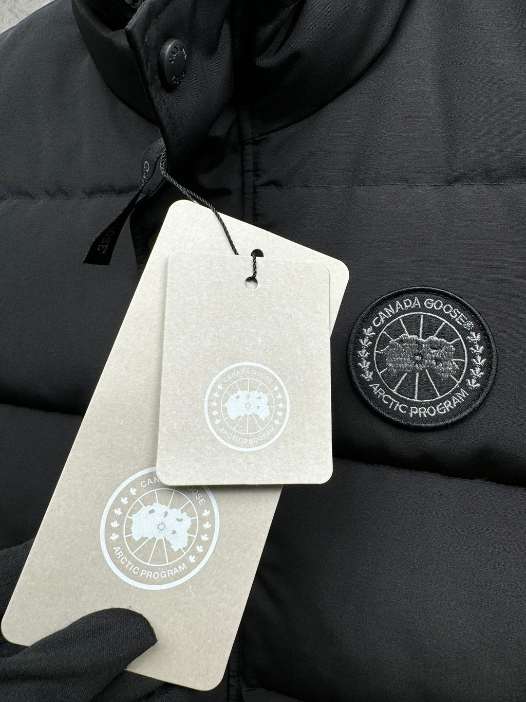 Canada Goose Black Down Vest Fusion Fit